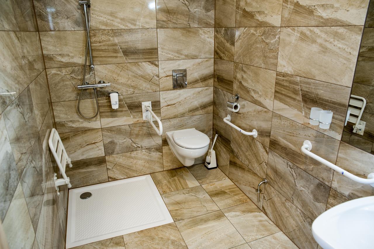 Hotel Pod Szyszkami Kozmin المظهر الخارجي الصورة